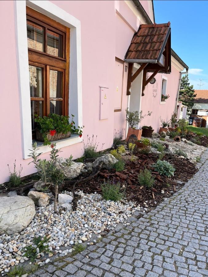 Apartmany Lavander Mikulov Exterior photo